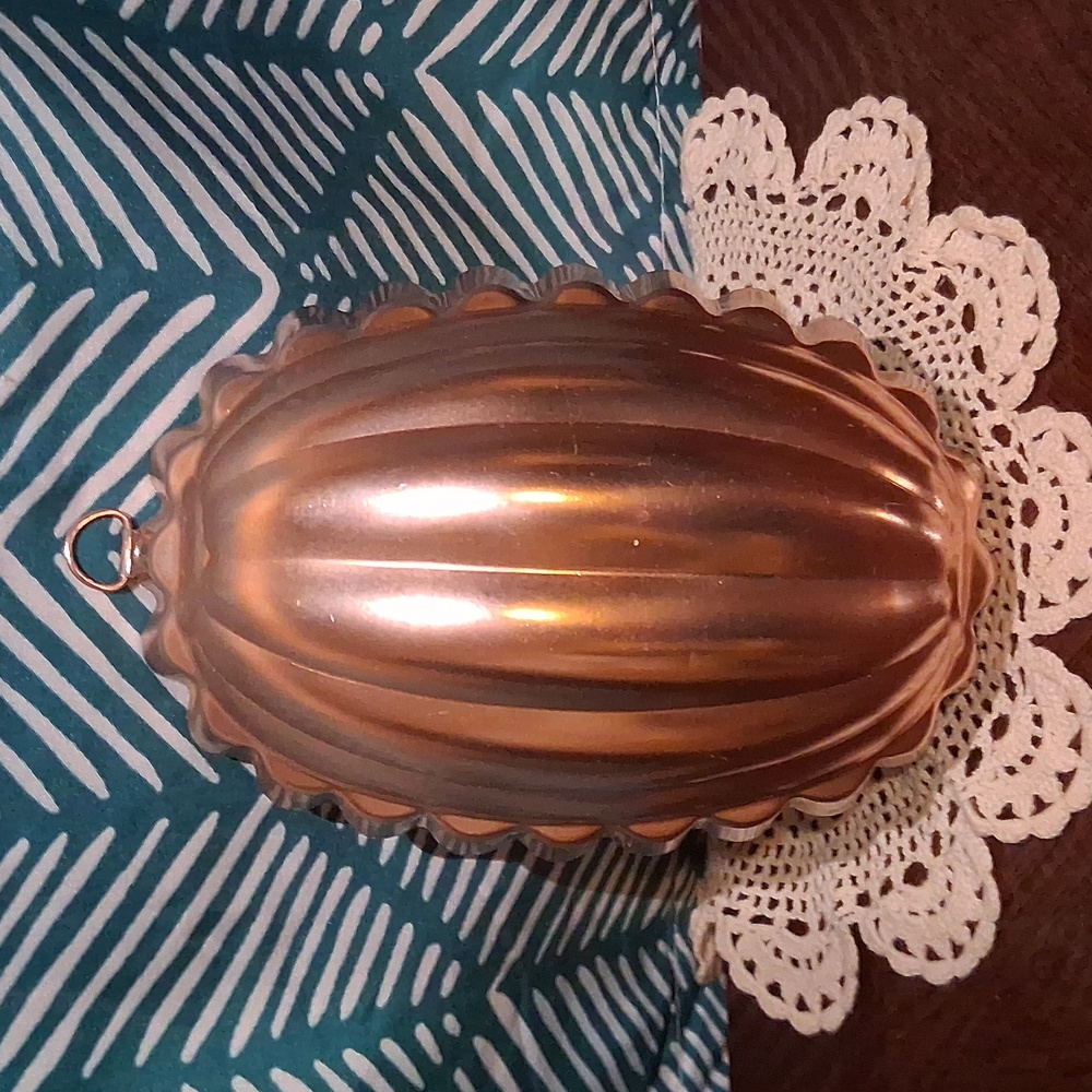 Vintage Copper Mold - Picture 6 of 6
